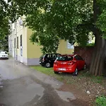 Skunca Ζαντάρ